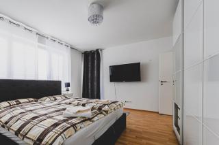 Modern 3-Room Apartment in Laatzen near Hannover Trade Fair - 0