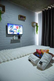 The Hideaway Studio-Maboneng - 4