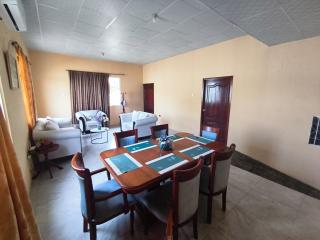 Country house with a pool and access to a river - 5