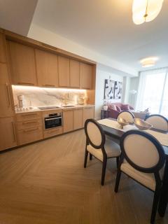 Luxury Wynwood 1BR 2 Bed -1 BathBalcony 4 Guest - 6