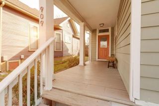 East Nash 3BR Fenced Yard , Deck , Parking , Pets - 2