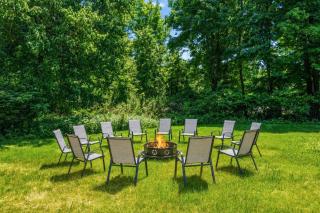 6BR withHeated Pool, Fire Pit & Gazebo, Sleeps 22 - 7
