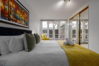Garden Outlook - Two Bedroom Layout - Pool Access - 2