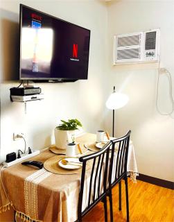 Pool View Studio in Mesaverte with Free Pool & Netflix - 9