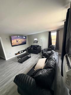 Stylish Retreat - 0