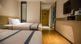 City Comfort Inn Zhanjiang Middle Haibin Avenue Wanda Plaza - 0