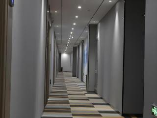 Shell Hotel Zhengzhou East High-Speed Railway Station Zhengdong Commerical Center - 2
