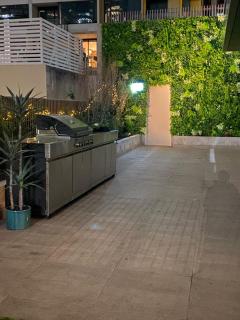 2B2B 173m2 Pool Steam Room Gym FREE Secure Parking Huge Private Terrace - 3