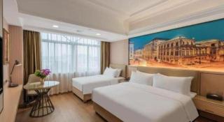 Vienna Hotel Ganzhou Economic Development Zone 1st Hospital West High-Speed Railway Station - 4