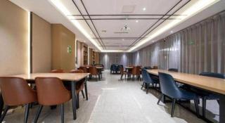 GreenTree Alliance Hotel Chongqing Nanping Wanda Plaza - 7