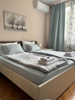 Cozy Park View Apartment next to Zaimov Park - 9