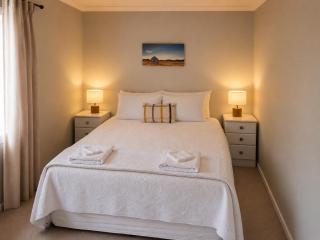 Golden Bay Motel - 5