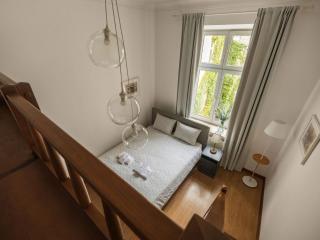Crow Old Town Apartment - bespoke apartments - 8