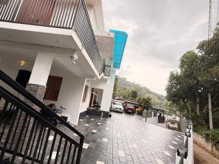 Elora Crest Munnar Homestay - 9