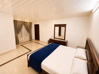 Canopy Court Farmhouse Murree - 7
