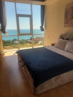 Arkadia Sea View, Balcony, Jacuzzy, 75" TV - 0