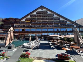 Studio Alpine Haven with Pool and Terrace Hotel L'Étrier Access - 6