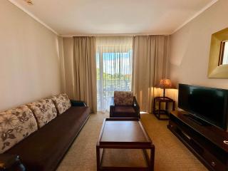 Modern Apartment in Royal Beach - 1