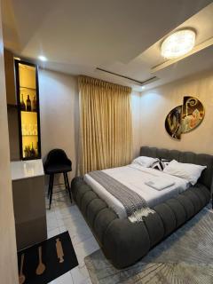 Bloom Shortlet Apartment - 8