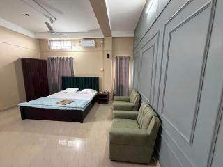 Vamikas Modern Homestay - 3