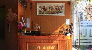 Au Lac Hotel - 3