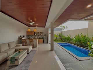 Coastal Escape 2BR Brand New Villa in Seseh - 0