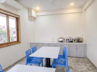 Hotel CS Suites Newtown - 3