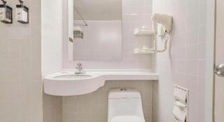 Jinjiang Inn Shanghai International Tourism and Resorts Zone Kangxin Highway Branch - 1