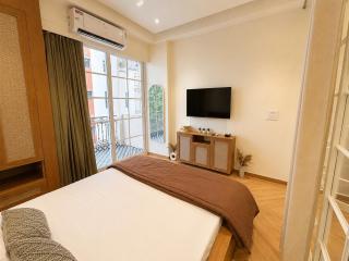 Luxury 1BHK-House of Sol, Golf Course Road - 6