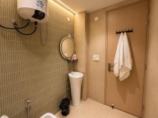 Luxury 1BHK-House of Sol, Golf Course Road - 5