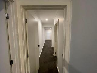 Spacious, Bright Clyde Stay Near Parks & Shop - 1
