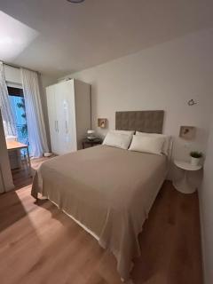 Pacina Home - 50 passi dal mare - parcheggio privato - 2