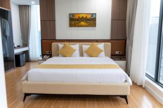 Champs Elysees Hotel & Suites - 7