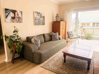 Cozy cottage-style apartment - 2