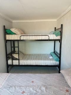 Cozy Self Catering Unit in De Wet Street - 6