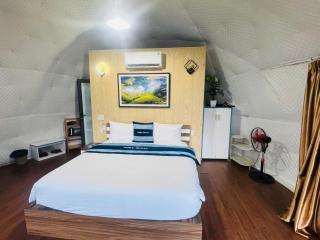 Plum Hillside Lodge - 1