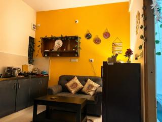 Home Stay with Power Backup and Lift in Electronic City - 0
