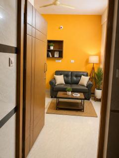 Home Stay with Power Backup and Lift in Electronic City - 6