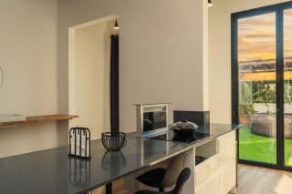 2Floors & 65inchTV & Terrace & Jacuzzi & 15min walk beach - 4