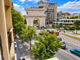 Stay in Skopje - Prime Location Apartment - 0