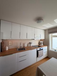 ONS Modern studio apartment - 7 min drive to conference - 7