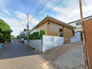Gn story love บ้านเกาะล้าน 小珊瑚岛班泳池别墅 - 2