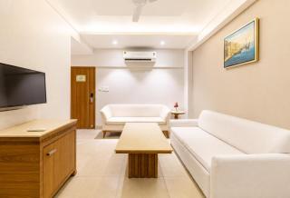 SHREE AYODHYA DHAM HOTEL The Jovira Heights MBP - Near Shree RAM JANMBHUMI- Shree Hanuman Garhi Temple - Railway Station - BEST FAMILY HOTEL IN AYODHYA - 1