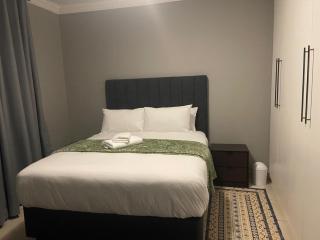 Fully Equipped 2 Bedroom, modern and secure - 5