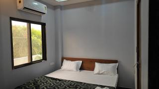HOTEL TRILOk - 1