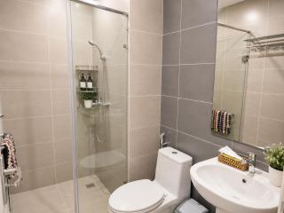 D'Qua Luxury 2-Bedroom Apartment Nha Trang by Hai - 5