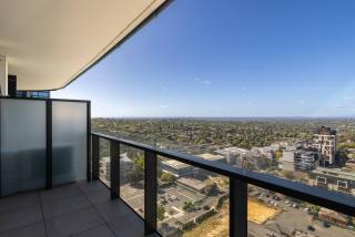 Puddings Home Box Hill Stylish 2BR Mountain View Gym - 1