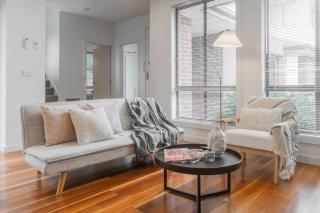 Amazing Clayton 3BR Family Home - 8