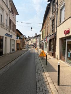 Appartement centre-ville Montluel - 9