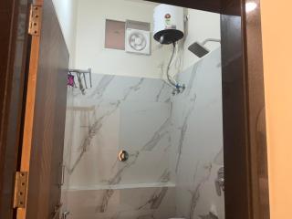 Hotel G17 Dhamnod - 8